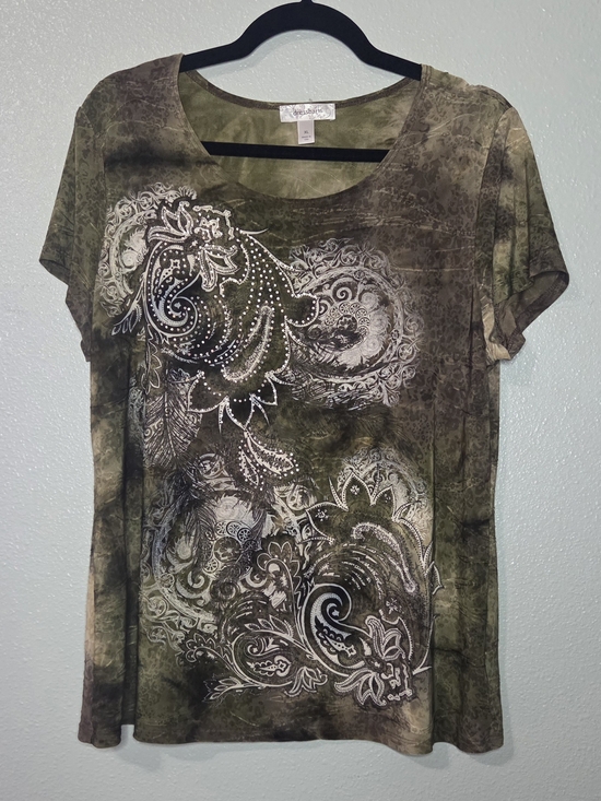 Dress Barn Tops - Dress Barn Olive Green/Coco Paisley Short Sleeve Tee with Rhinestones